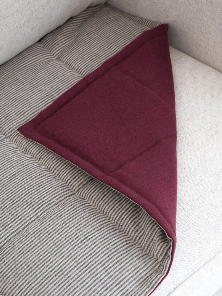 Linen Couch Slipcover for Dogs and Kids, Quilted Sofa Topper Pad, Two-Sided Seat Protector, Handmade Sofa Cover